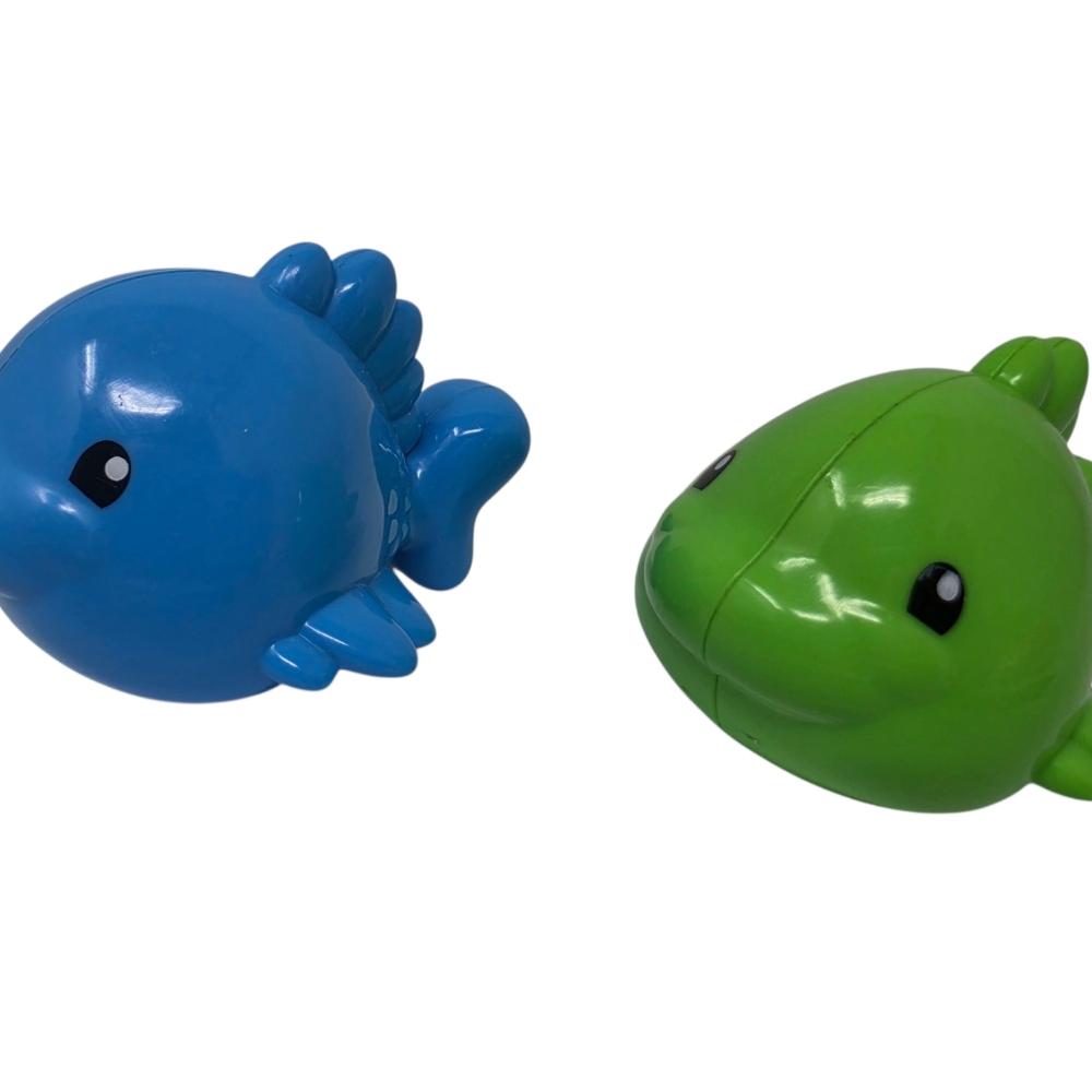 Plastic Fish Green Blue Lot of 2